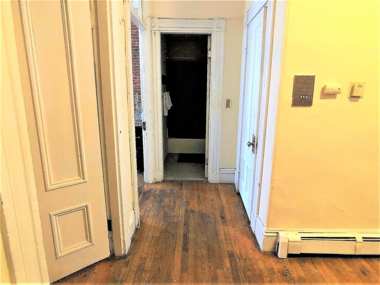 21 Cortes St #2 - Photo 2 of 10