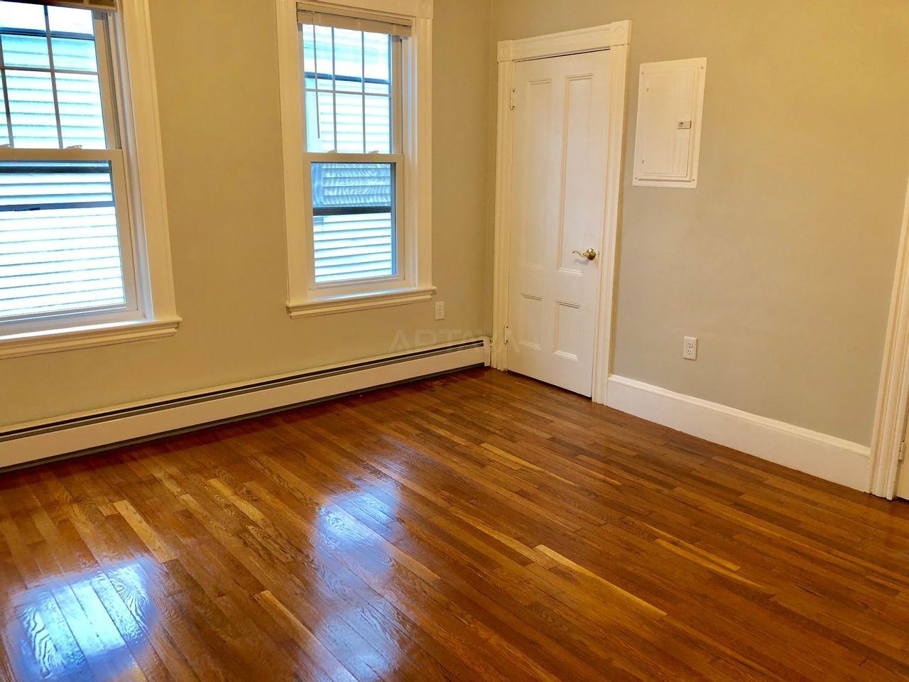 20 Fremont St #2 - Photo 7 of 8