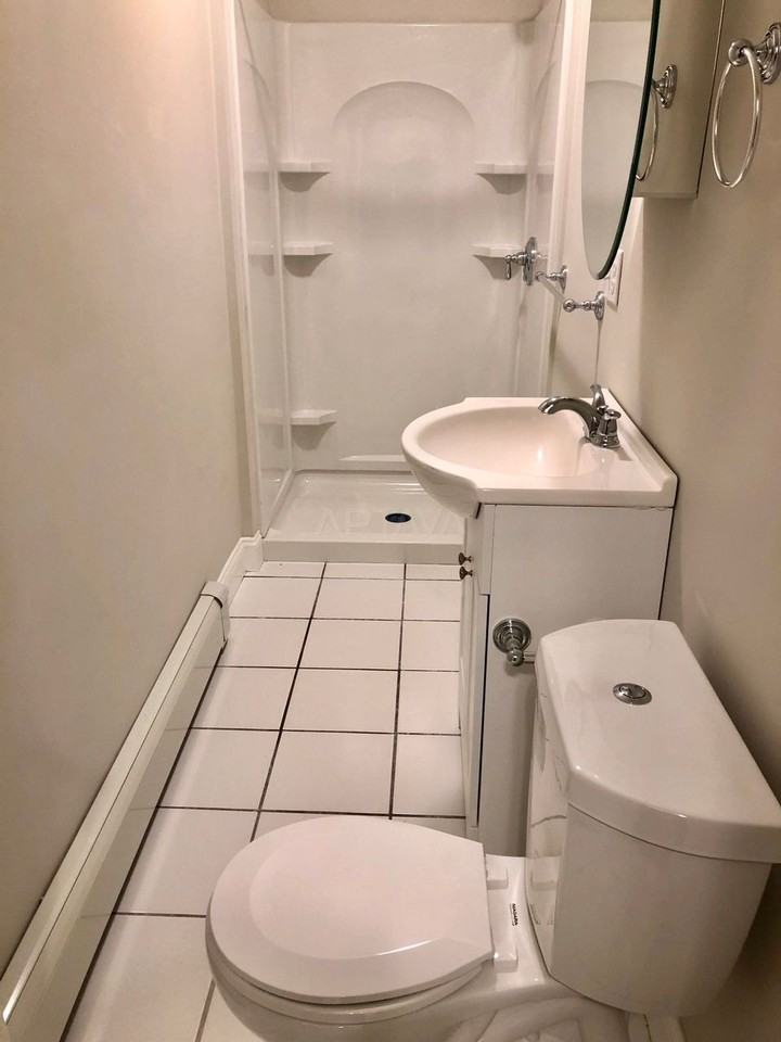 20 Fremont St #2 - Photo 3 of 8