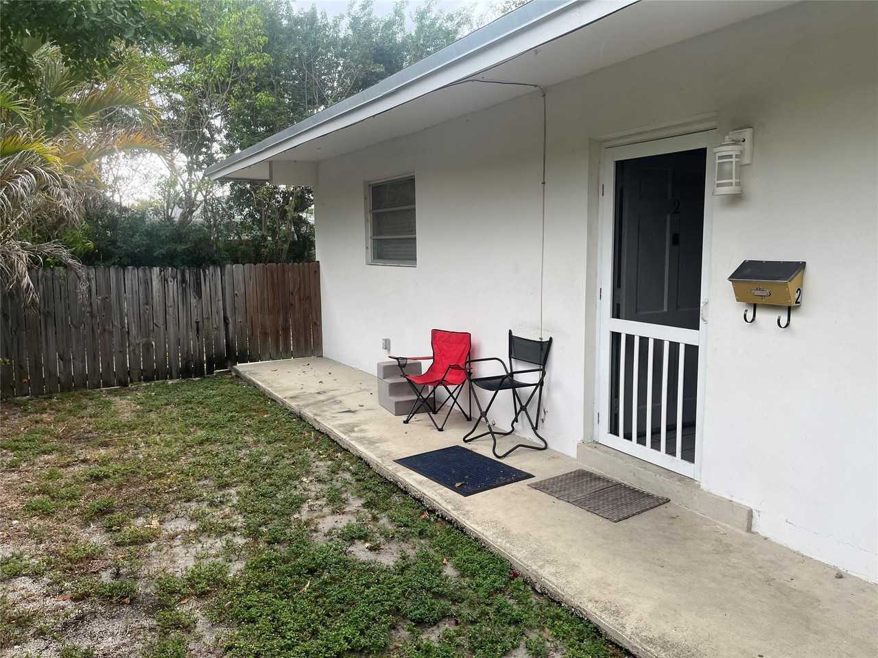 222 Northeast 23rd Avenue - Photo 2 of 7