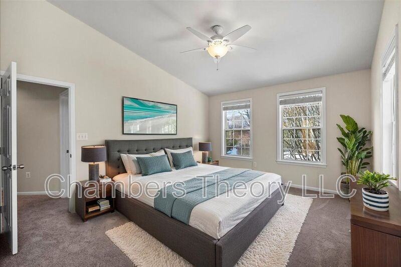 6254 Taliaferro Way - Photo 4 of 33