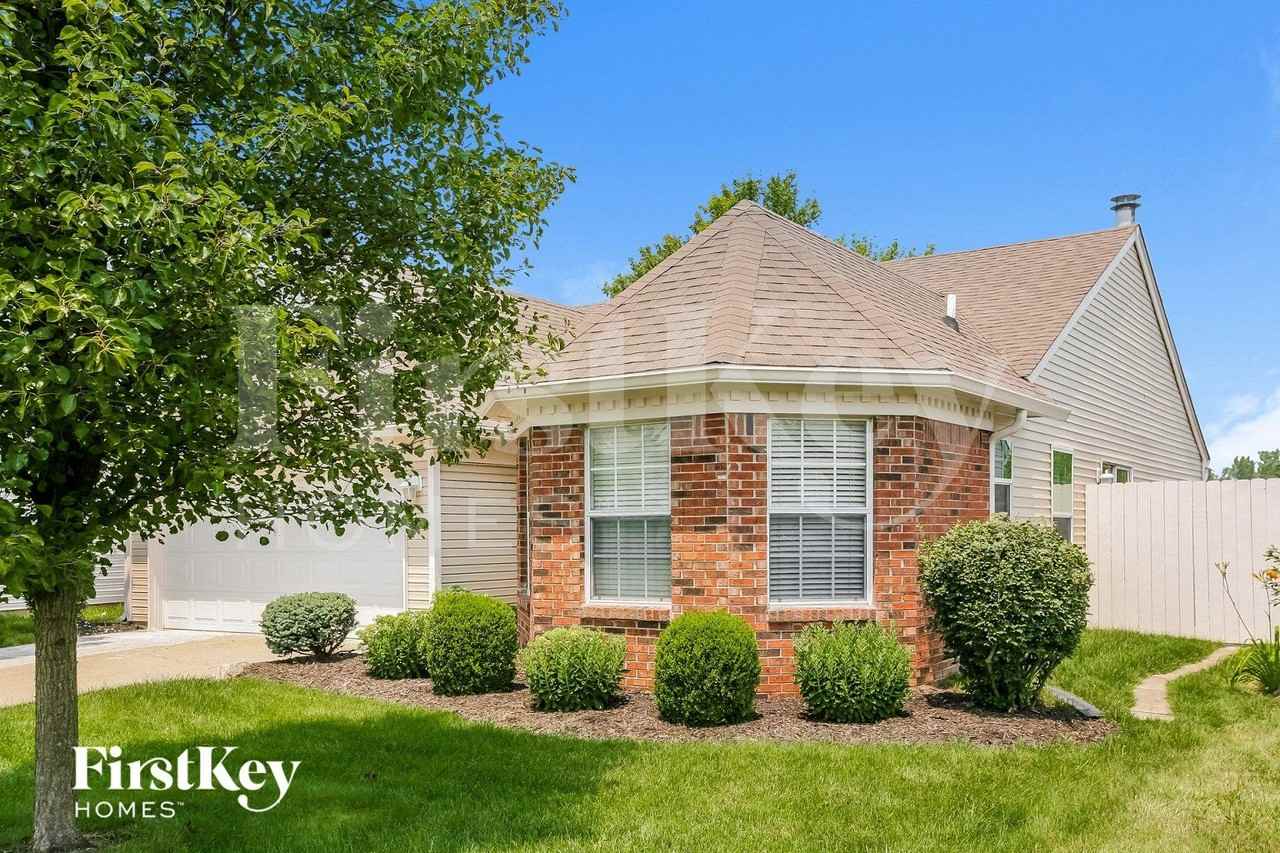 10860 Washington Bay Dr - Photo 2 of 15