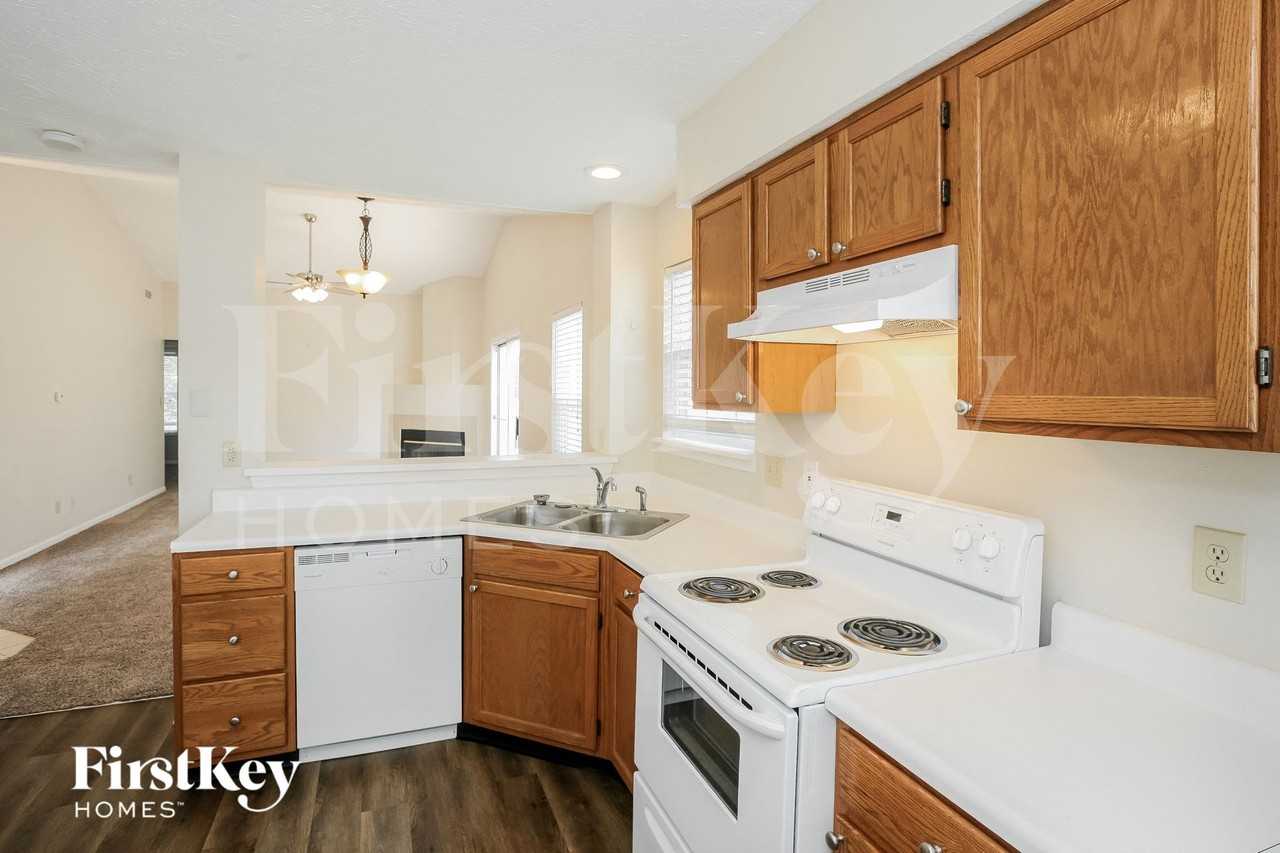 10860 Washington Bay Dr - Photo 6 of 15