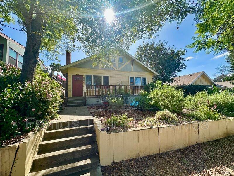 441 E 7th Ave - Photo 2 of 29