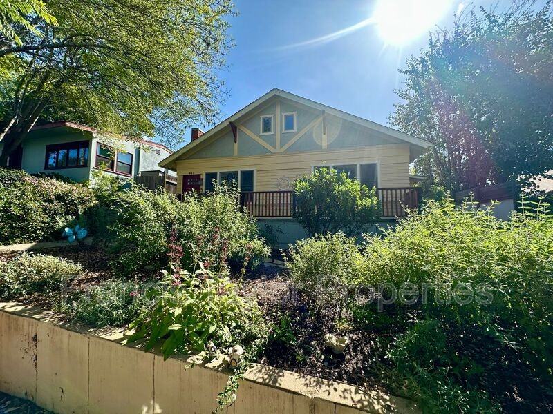 441 E 7th Ave - Photo 3 of 29