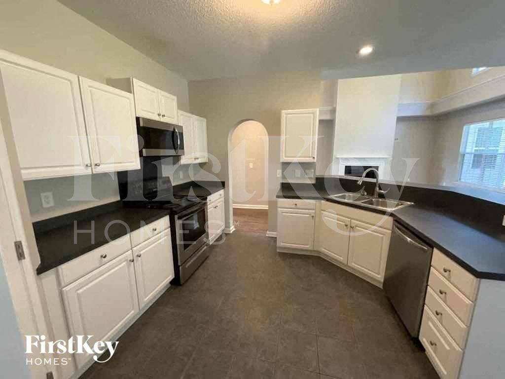 3396 Forest Glen Dr - Photo 7 of 15