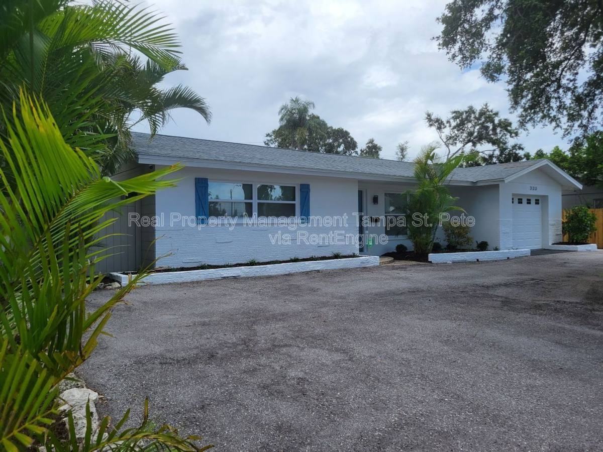 333 66th St N - Photo 2 of 10