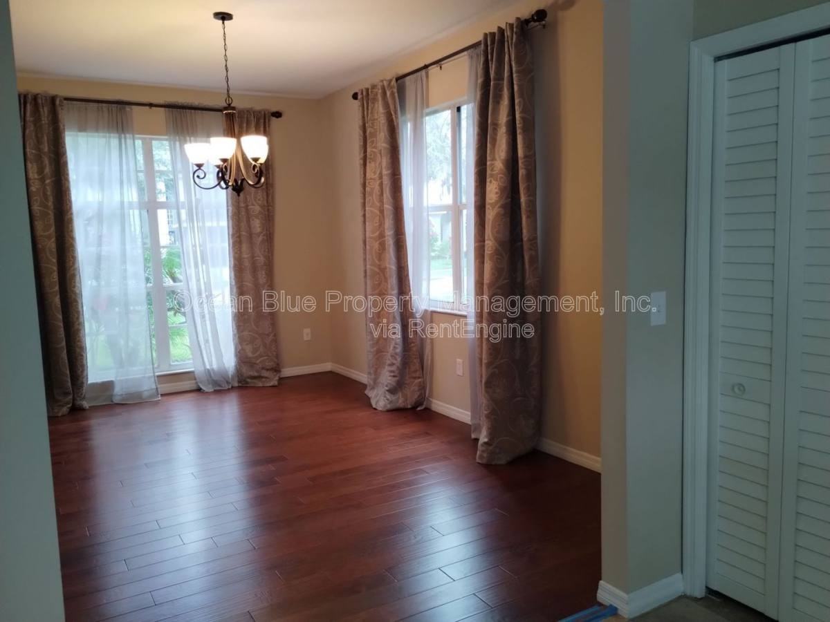 27217 Breakers Dr - Photo 6 of 10