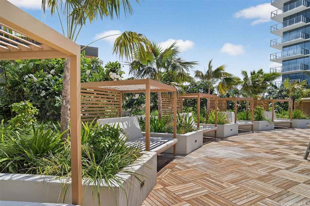 1500 Rycroft St #1704R - Photo 4 of 16