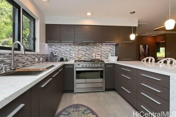 4103 Kahala Ave - Photo 3 of 13