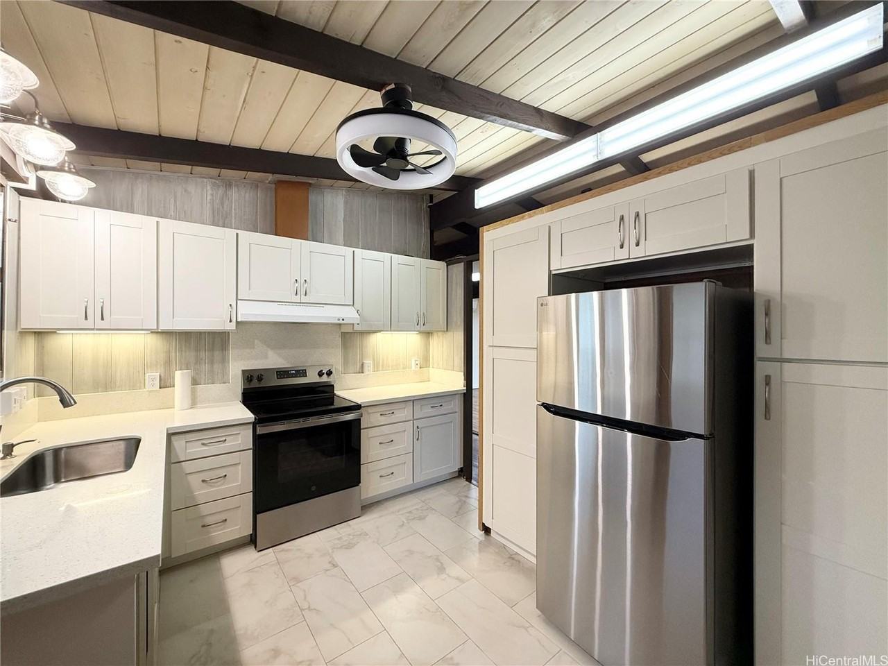 5147 Kilauea Ave - Photo 2 of 19