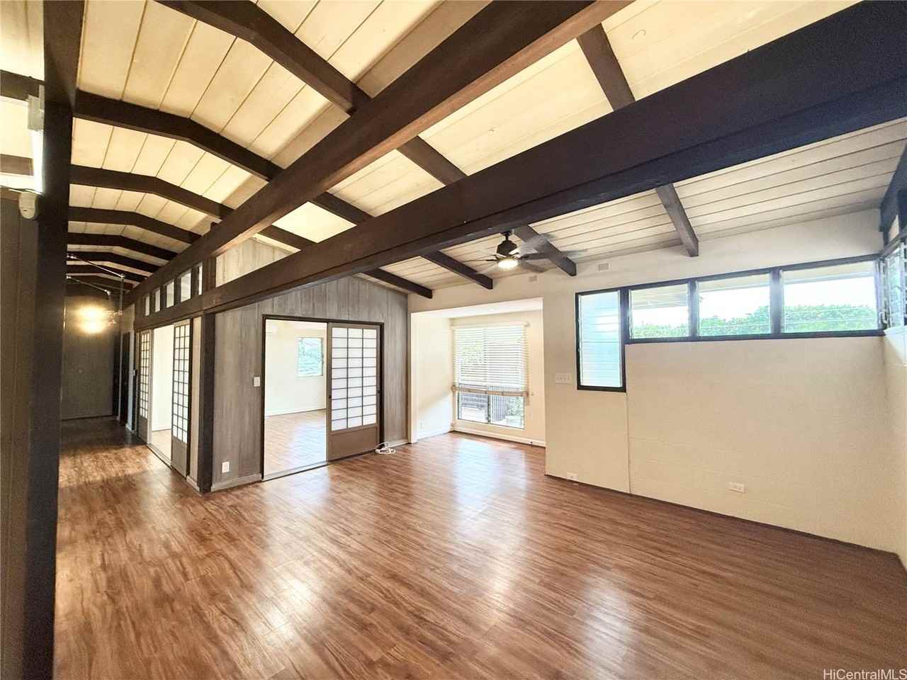 5147 Kilauea Ave - Photo 5 of 19