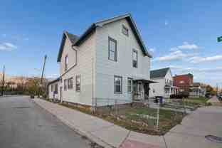 950 Oak St #1 - Photo 1 of 1