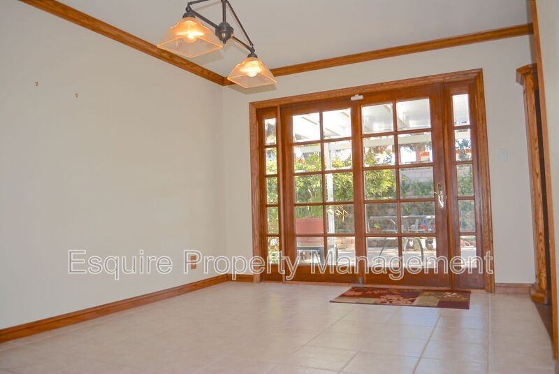 1458 Dara St - Photo 6 of 20