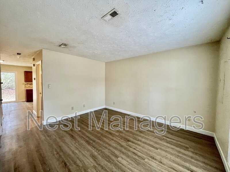 5850 Aftonshire Dr - Photo 3 of 14