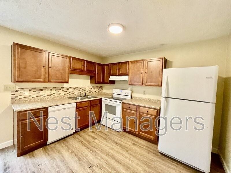 5850 Aftonshire Dr - Photo 7 of 14