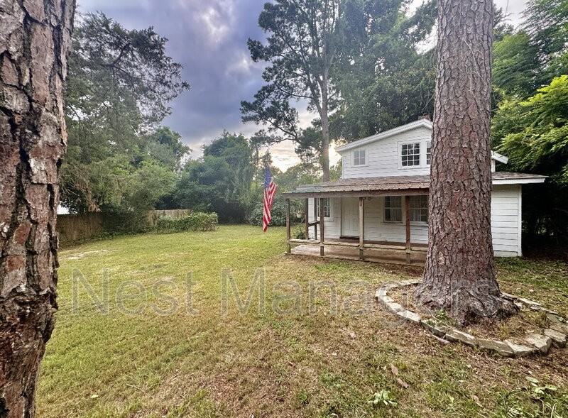 146 Brewster Hussey Ln - Photo 2 of 23