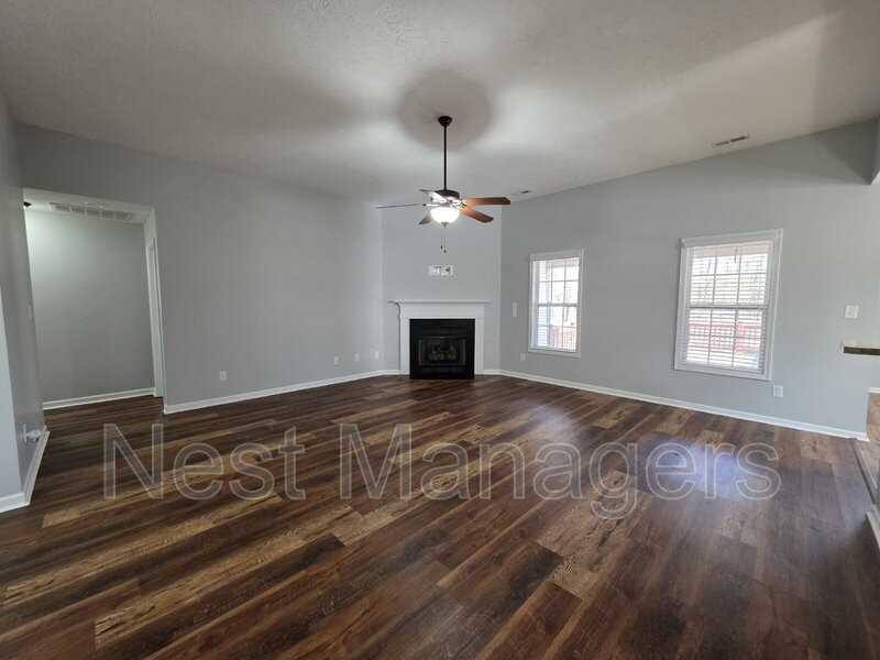 366 Carolina Oaks Cir - Photo 2 of 27