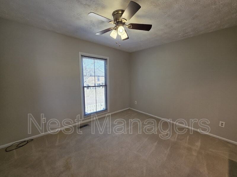 4618 Fen Ct - Photo 6 of 15