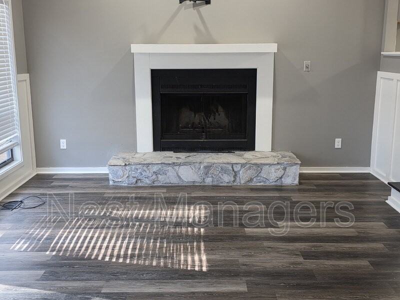 4491 Briton Ct - Photo 6 of 19