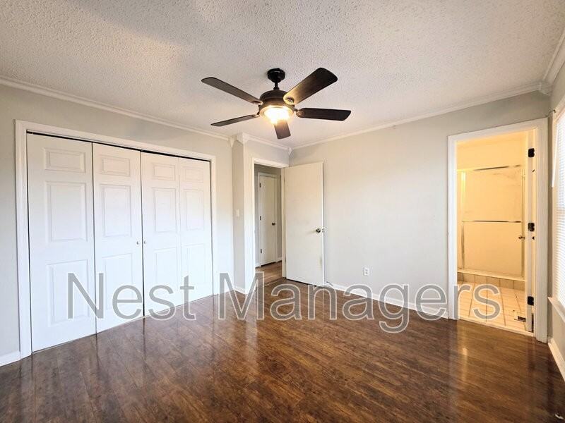 4602 Gardenwood Ct - Photo 7 of 16