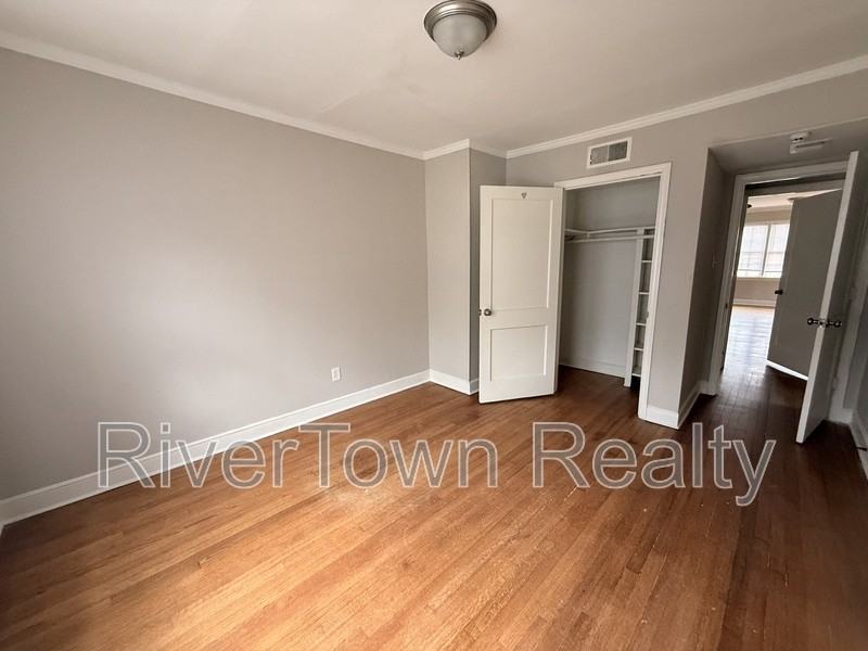 3558 Poplar Ave - Photo 5 of 14