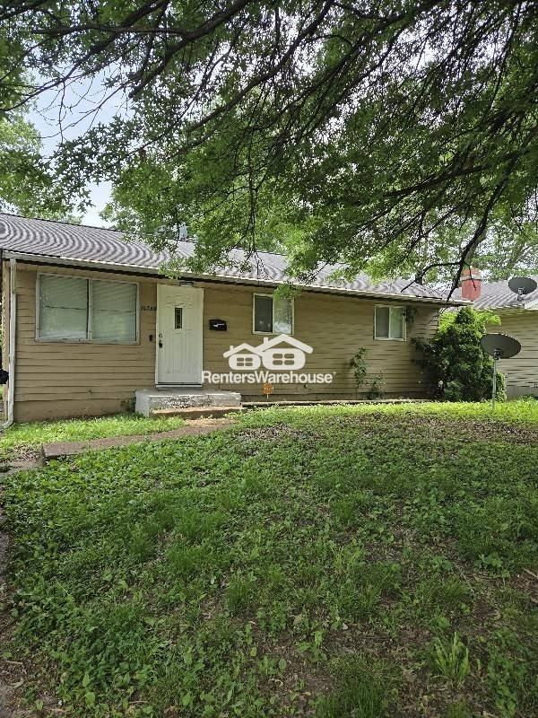 10732 Spring Garden Dr - Photo 2 of 18