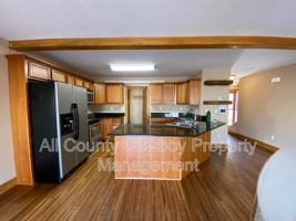 featured image of 4123 Moraine St