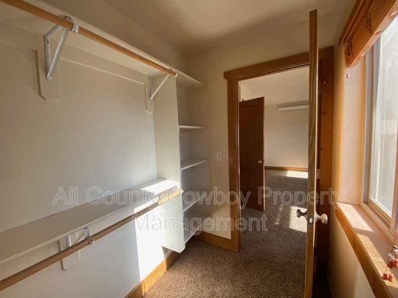 4123 Moraine St - Photo 6 of 15