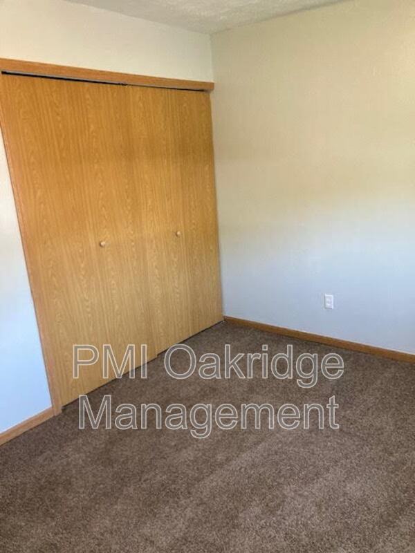 1112 W Main St #8 - Photo 5 of 16