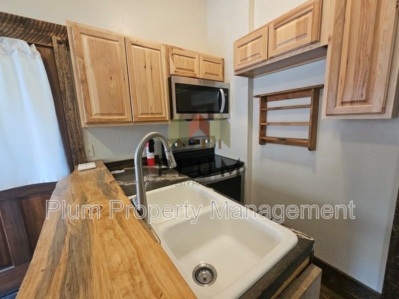 131 Speedway Ave #2A - Photo 7 of 12