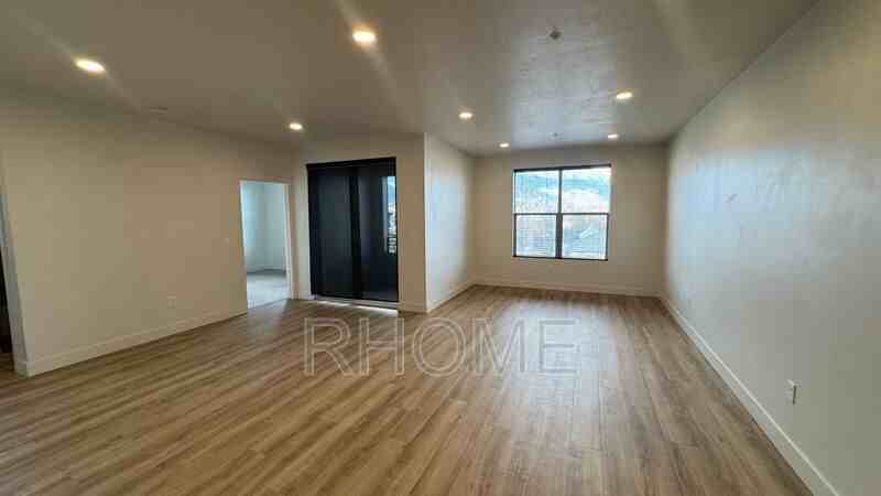 24 W Main St #301 - Photo 5 of 21