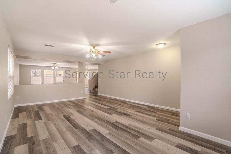 9425 W Wilshire Ave - Photo 5 of 31