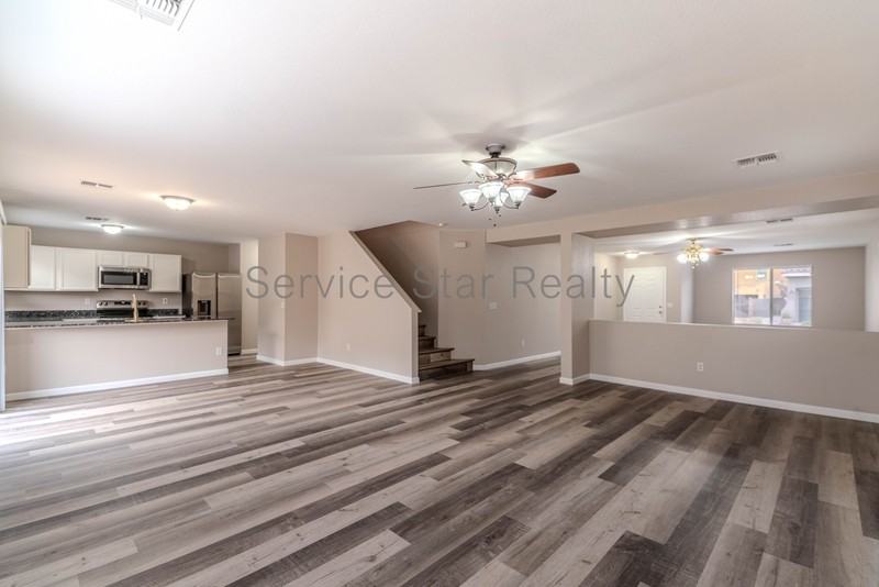 9425 W Wilshire Ave - Photo 7 of 31