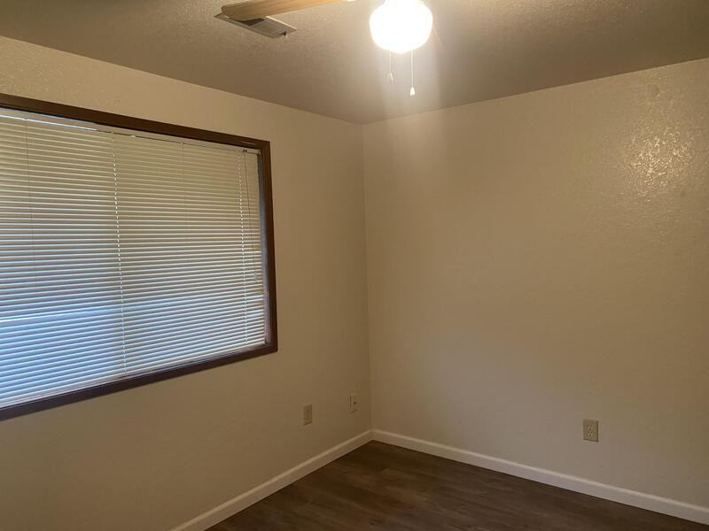 2963 W Lorraine Ave - Photo 7 of 26