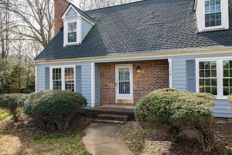 110 Breckenridge Ln - Photo 4 of 40