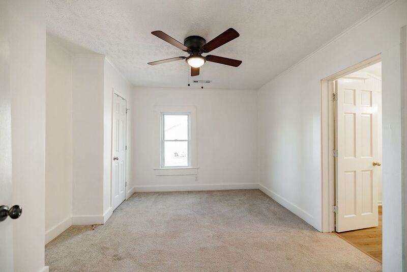 2084 Broad St - Photo 7 of 25