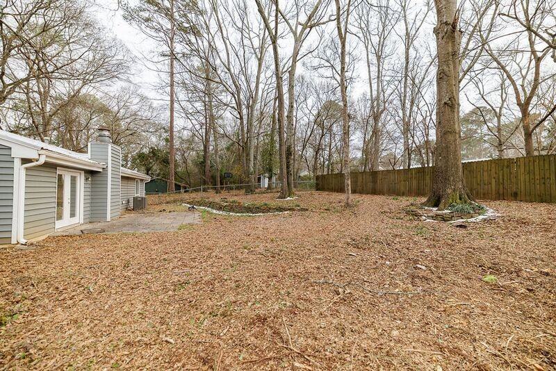 137 Hight Dr - Photo 5 of 28