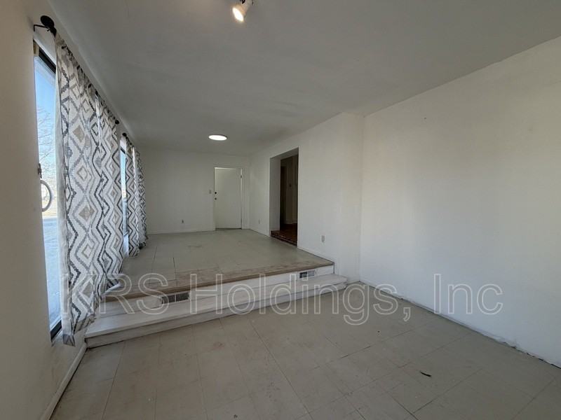 215 W Little Creek Rd #2 - Photo 2 of 6