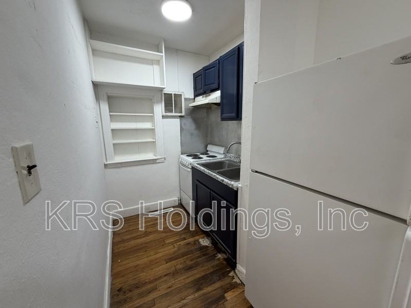 215 W Little Creek Rd #2 - Photo 4 of 6