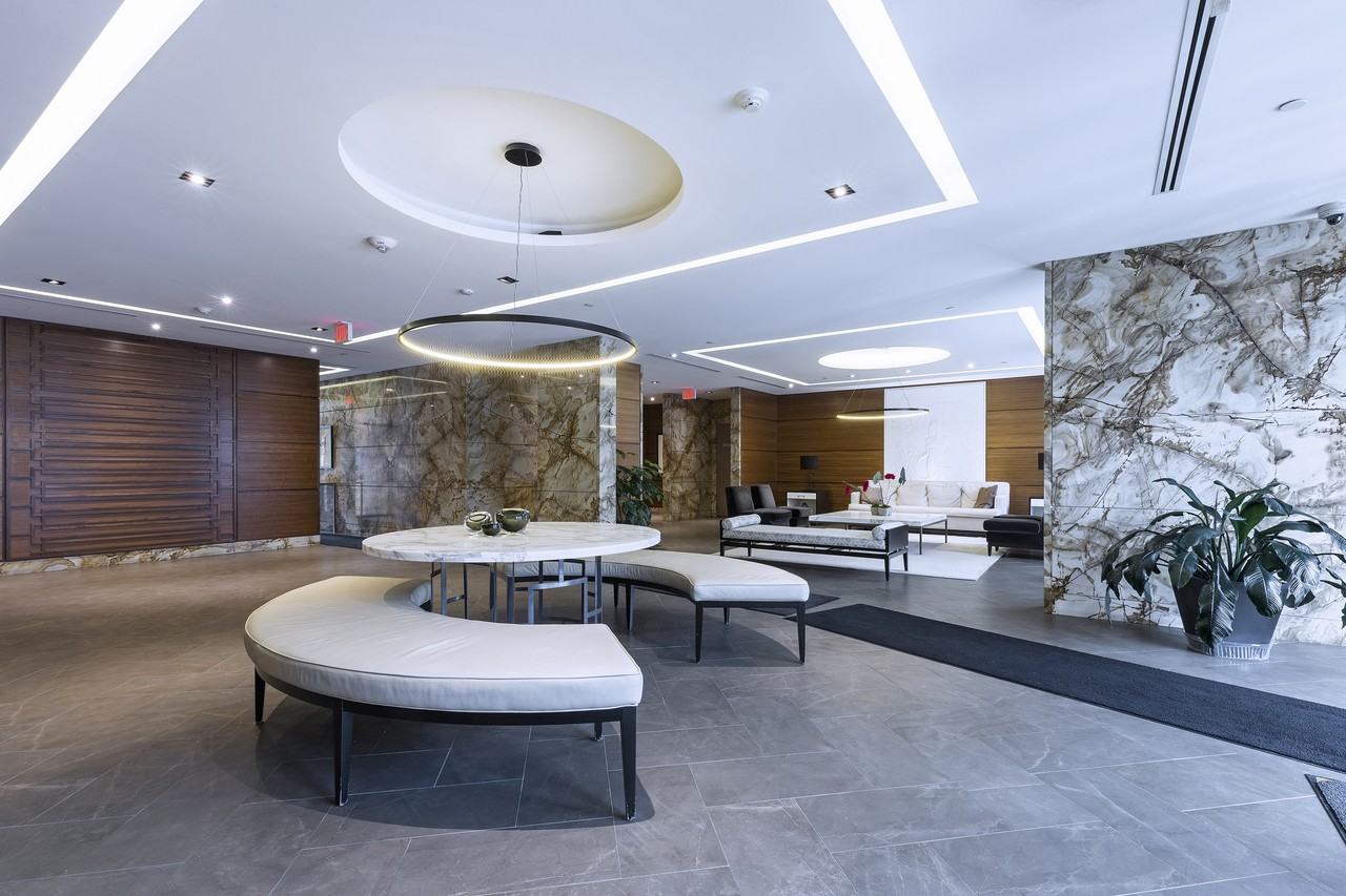 21 Clairtrell Road #326 - Photo 4 of 22