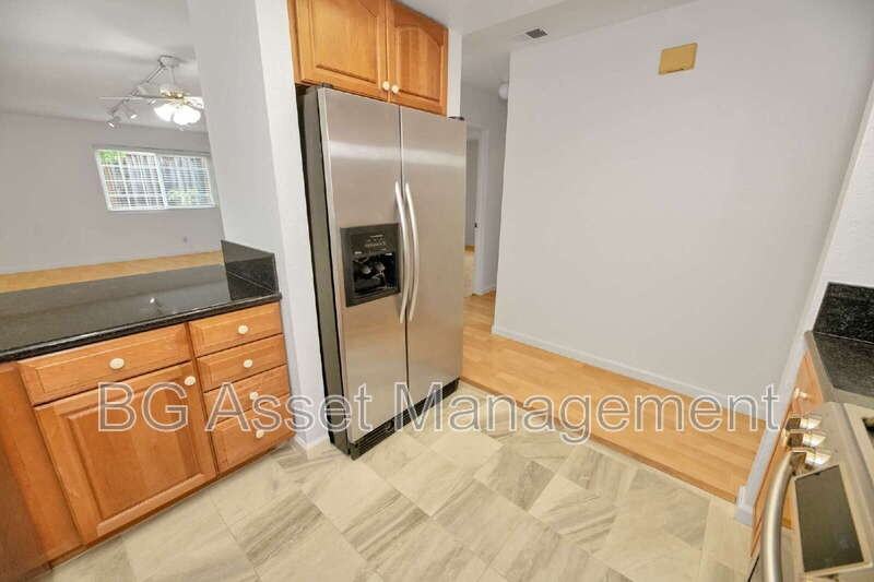 4485 Norocco Cir - Photo 6 of 33