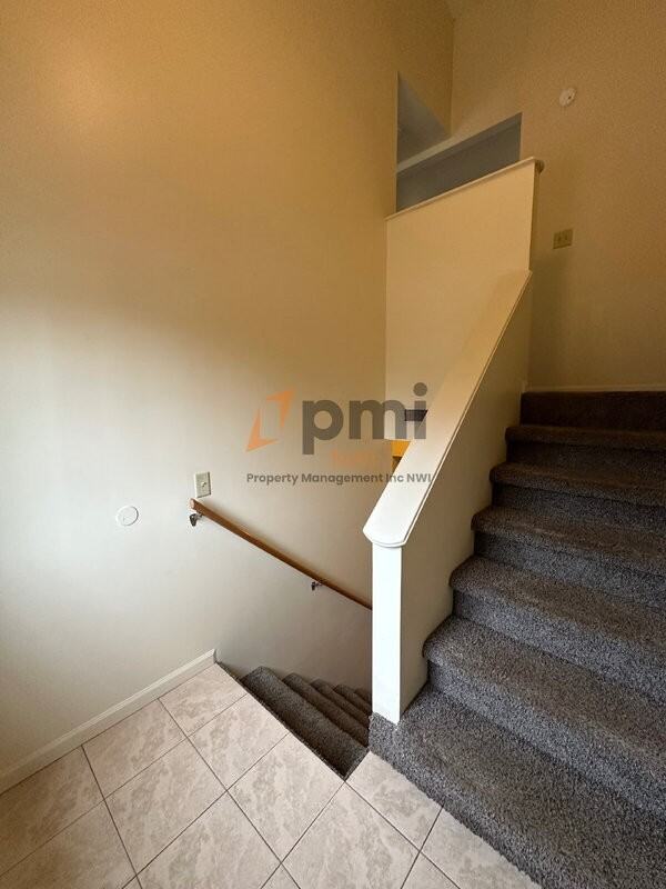 705 Carla Dr - Photo 3 of 20