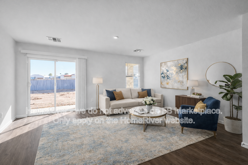 10931 W Xavier Dr - Photo 3 of 26