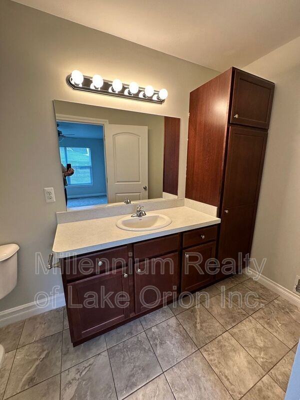 2 Pleasant St - Photo 7 of 18