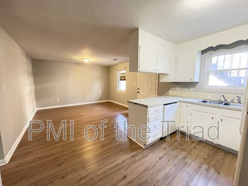 1600 Oak Croft Ct #A - Photo 6 of 26