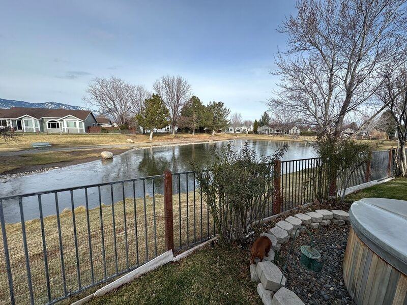 1054 Camellia Ct - Photo 3 of 50