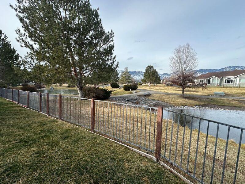 1054 Camellia Ct - Photo 4 of 50