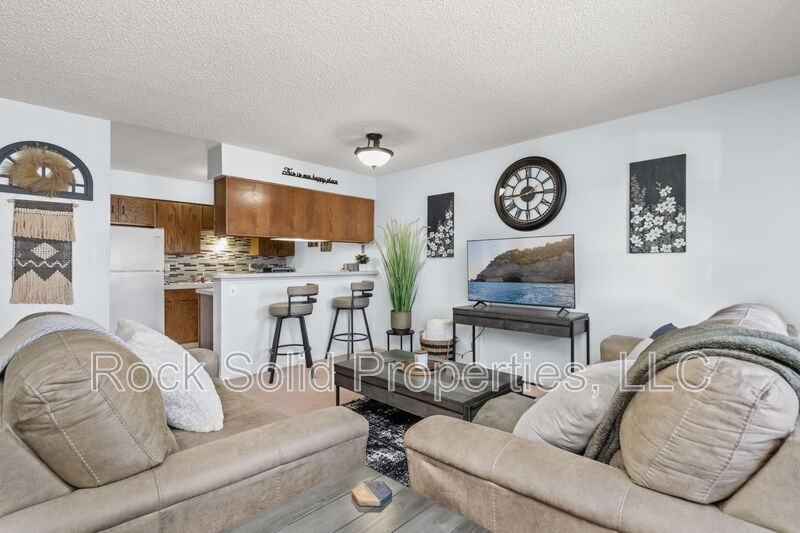 1502 Trent Ct #C208 - Photo 2 of 13