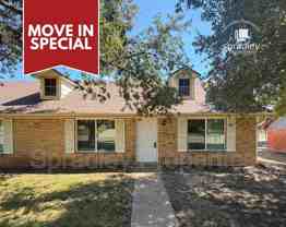 703 Apache Dr - Photo 1 of 1